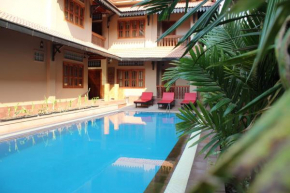 Отель Shining Angkor Apartment Hotel  Siem Reap